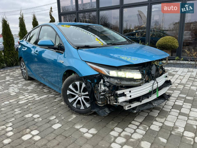Тойота Prius Prime, объемом двигателя 1.8 л и пробегом 104 тыс. км за 12900 $, фото 1 на Automoto.ua