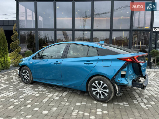 Тойота Prius Prime, объемом двигателя 1.8 л и пробегом 104 тыс. км за 12900 $, фото 9 на Automoto.ua