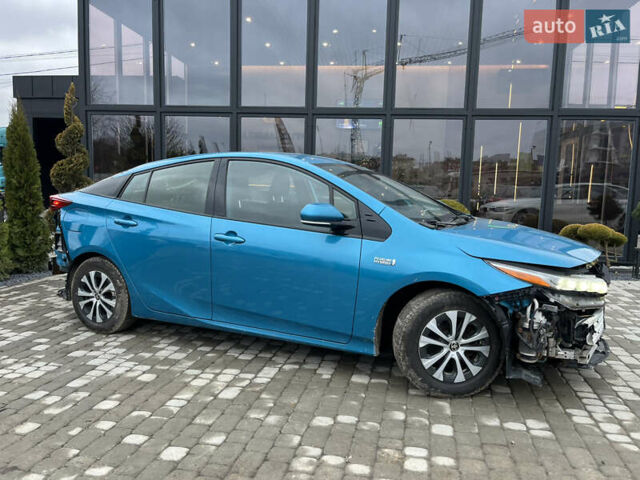 Тойота Prius Prime, объемом двигателя 1.8 л и пробегом 104 тыс. км за 12900 $, фото 4 на Automoto.ua