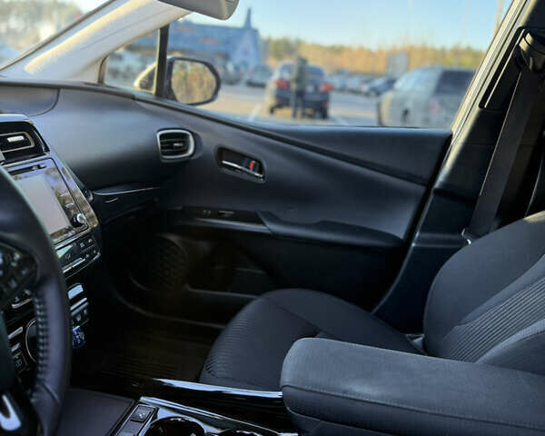 Тойота Prius Prime, об'ємом двигуна 1.8 л та пробігом 216 тис. км за 17900 $, фото 20 на Automoto.ua