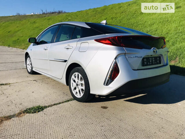 Тойота Prius Prime, об'ємом двигуна 1.8 л та пробігом 35 тис. км за 28000 $, фото 6 на Automoto.ua