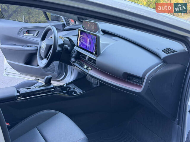 Тойота Prius Prime, объемом двигателя 1.8 л и пробегом 17 тыс. км за 33900 $, фото 34 на Automoto.ua