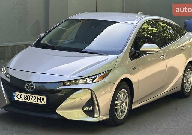 Сірий Тойота Prius Prime, об'ємом двигуна 1.8 л та пробігом 80 тис. км за 18200 $, фото 1 на Automoto.ua