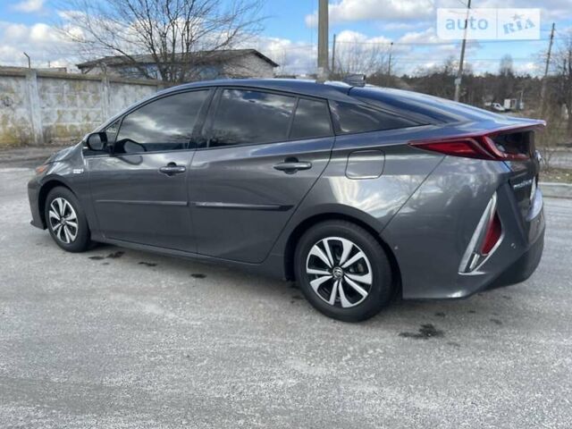 Сірий Тойота Prius Prime, об'ємом двигуна 1.8 л та пробігом 137 тис. км за 19999 $, фото 24 на Automoto.ua