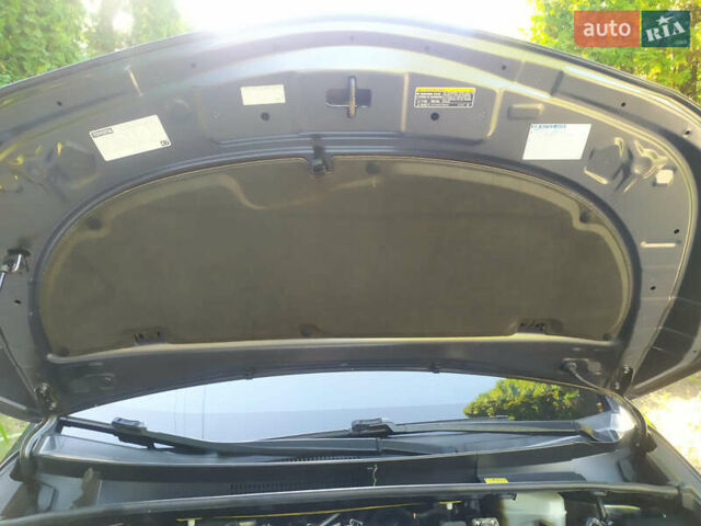 Серый Тойота Prius Prime, объемом двигателя 1.8 л и пробегом 202 тыс. км за 21999 $, фото 19 на Automoto.ua