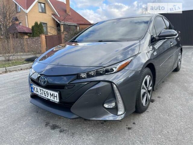 Сірий Тойота Prius Prime, об'ємом двигуна 1.8 л та пробігом 137 тис. км за 19999 $, фото 15 на Automoto.ua