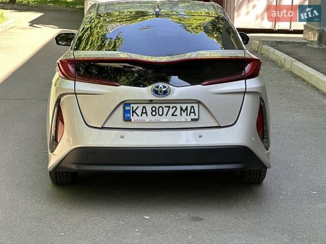 Сірий Тойота Prius Prime, об'ємом двигуна 1.8 л та пробігом 80 тис. км за 18200 $, фото 5 на Automoto.ua