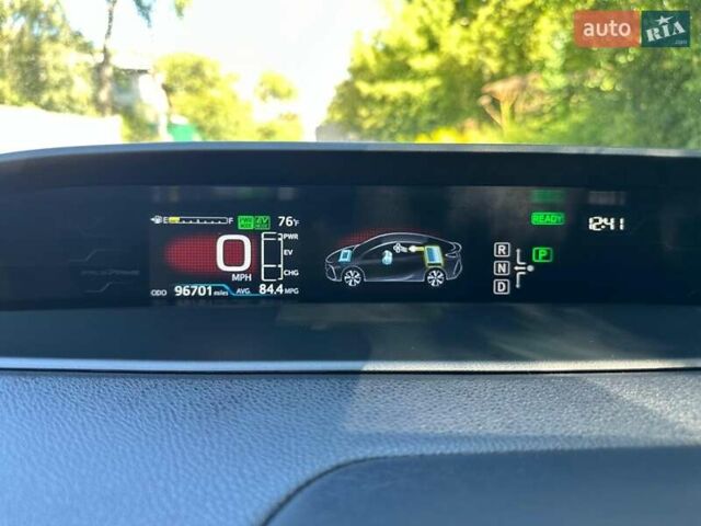 Тойота Prius Prime 2018 у Києві на Automoto.ua Сірий Тойота Prius Prime, об'ємом двигуна 1.8 л та пробігом 156 тис. км за 19000 $, фото 6 на Automoto.ua