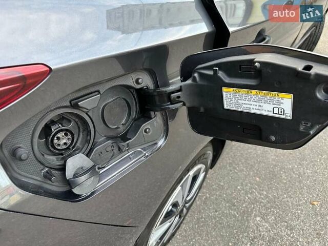 Тойота Prius Prime 2018 у Києві на Automoto.ua Сірий Тойота Prius Prime, об'ємом двигуна 1.8 л та пробігом 156 тис. км за 19000 $, фото 17 на Automoto.ua