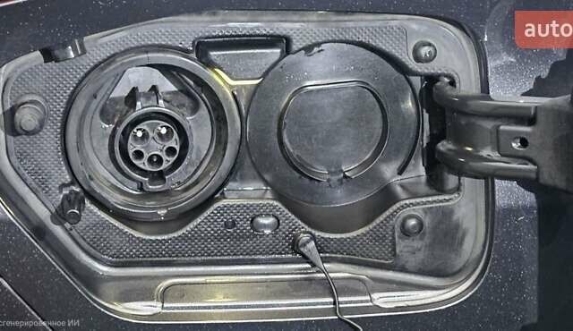 Серый Тойота Prius Prime, объемом двигателя 1.8 л и пробегом 92 тыс. км за 18799 $, фото 8 на Automoto.ua