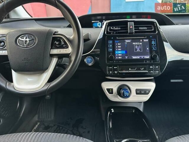 Тойота Prius Prime 2018 у Києві на Automoto.ua Сірий Тойота Prius Prime, об'ємом двигуна 1.8 л та пробігом 156 тис. км за 19000 $, фото 8 на Automoto.ua