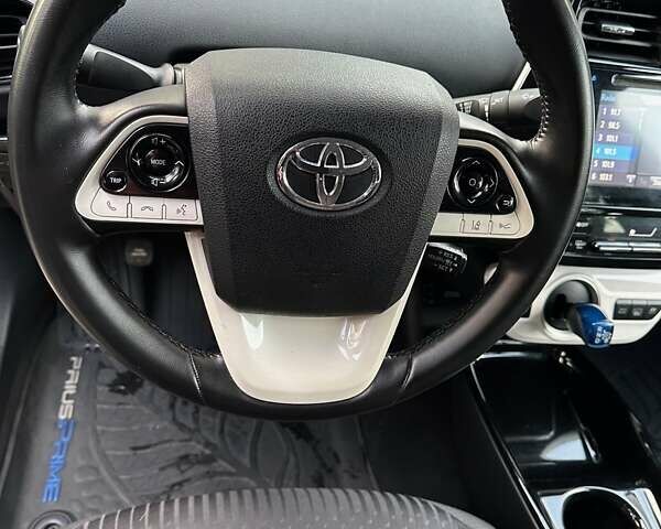 Тойота Prius Prime 2018 у Києві на Automoto.ua Сірий Тойота Prius Prime, об'ємом двигуна 1.8 л та пробігом 156 тис. км за 19000 $, фото 5 на Automoto.ua