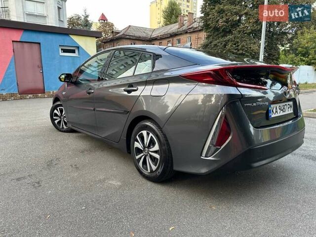 Тойота Prius Prime 2018 у Києві на Automoto.ua Сірий Тойота Prius Prime, об'ємом двигуна 1.8 л та пробігом 156 тис. км за 19000 $, фото 4 на Automoto.ua