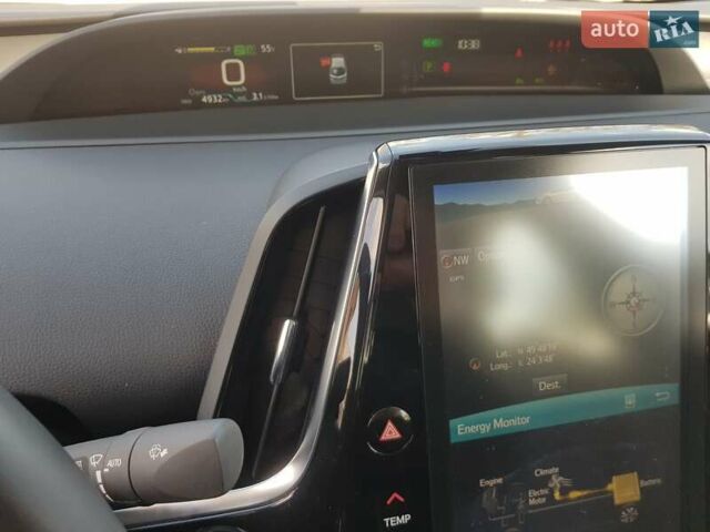 Серый Тойота Prius Prime, объемом двигателя 1.8 л и пробегом 5 тыс. км за 34568 $, фото 5 на Automoto.ua