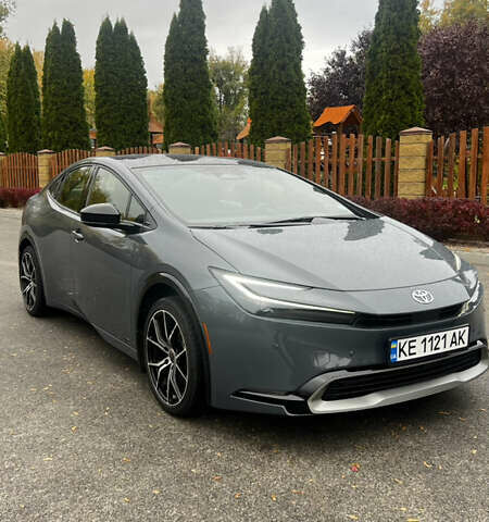 Тойота Prius Prime 2023 в Днепре (Днепропетровске) на Automoto.ua Серый Тойота Prius Prime, объемом двигателя 2 л и пробегом 55 тыс. км за 30999 $, фото 3 на Automoto.ua