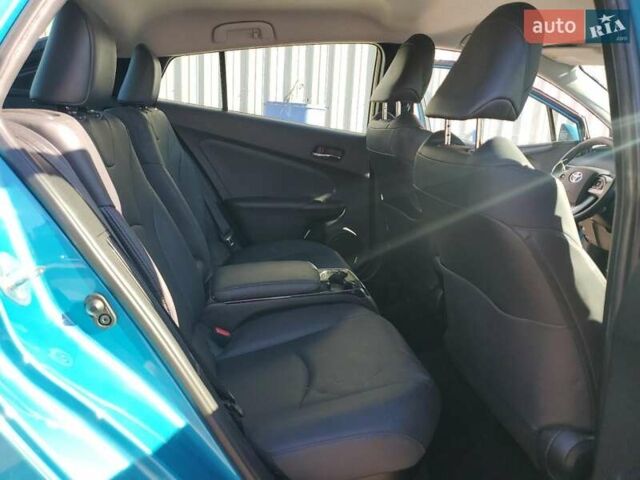 Синий Тойота Prius Prime, объемом двигателя 1.8 л и пробегом 130 тыс. км за 3000 $, фото 9 на Automoto.ua
