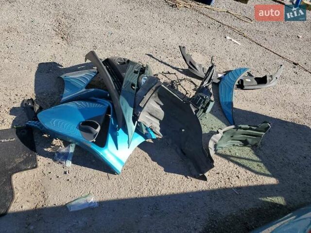 Синий Тойота Prius Prime, объемом двигателя 1.8 л и пробегом 130 тыс. км за 3000 $, фото 11 на Automoto.ua