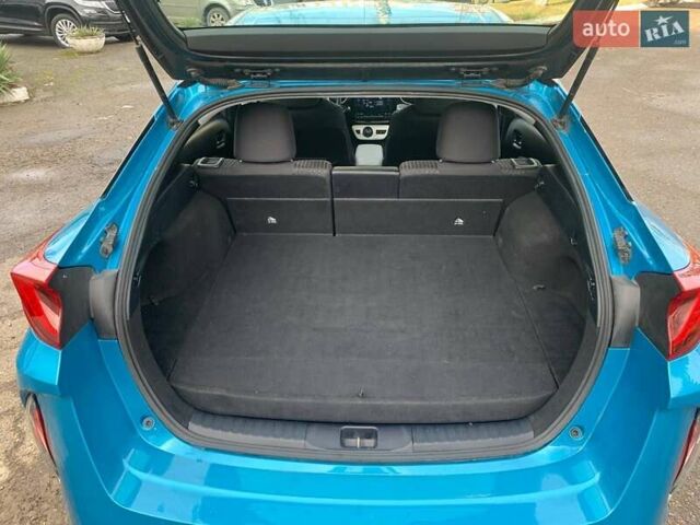 Синій Тойота Prius Prime, об'ємом двигуна 1.8 л та пробігом 196 тис. км за 17500 $, фото 16 на Automoto.ua