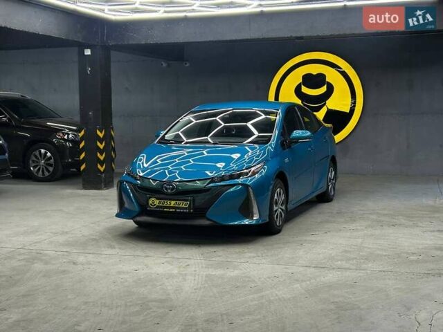 Синій Тойота Prius Prime, об'ємом двигуна 1.8 л та пробігом 210 тис. км за 18300 $, фото 2 на Automoto.ua