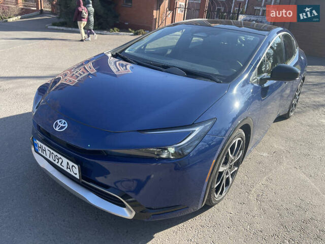 Синий Тойота Prius Prime, объемом двигателя 2 л и пробегом 6 тыс. км за 33200 $, фото 6 на Automoto.ua