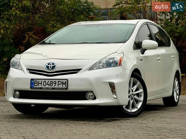 Белый Тойота Prius v, объемом двигателя 1.8 л и пробегом 198 тыс. км за 13800 $, фото 10 на Automoto.ua