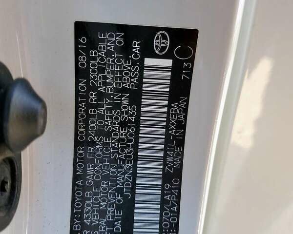 Білий Тойота Prius v, об'ємом двигуна 1.8 л та пробігом 147 тис. км за 3000 $, фото 11 на Automoto.ua