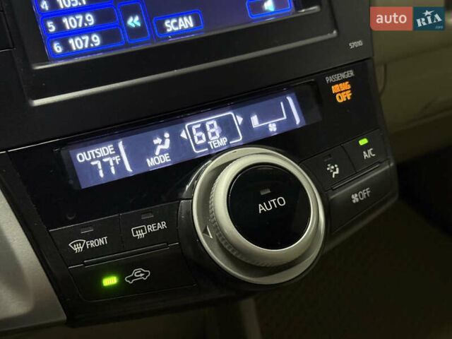 Красный Тойота Prius v, объемом двигателя 1.8 л и пробегом 235 тыс. км за 12189 $, фото 28 на Automoto.ua