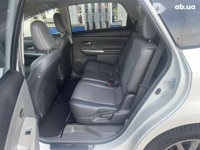 Тойота Prius v, объемом двигателя 0 л и пробегом 168 тыс. км за 15900 $, фото 18 на Automoto.ua