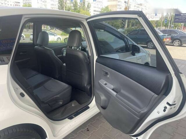 Тойота Prius v, объемом двигателя 0 л и пробегом 168 тыс. км за 15900 $, фото 21 на Automoto.ua