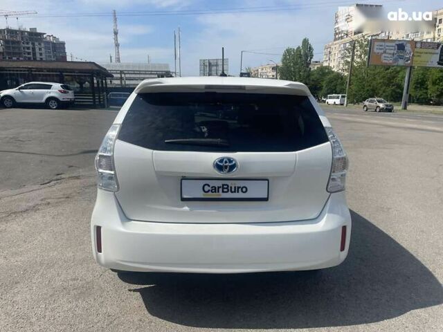 Тойота Prius v, объемом двигателя 0 л и пробегом 168 тыс. км за 15900 $, фото 7 на Automoto.ua