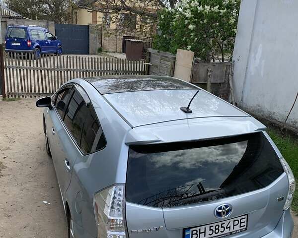 Тойота Prius v, объемом двигателя 1.8 л и пробегом 113 тыс. км за 14000 $, фото 24 на Automoto.ua