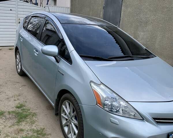 Тойота Prius v, об'ємом двигуна 1.8 л та пробігом 113 тис. км за 14000 $, фото 1 на Automoto.ua