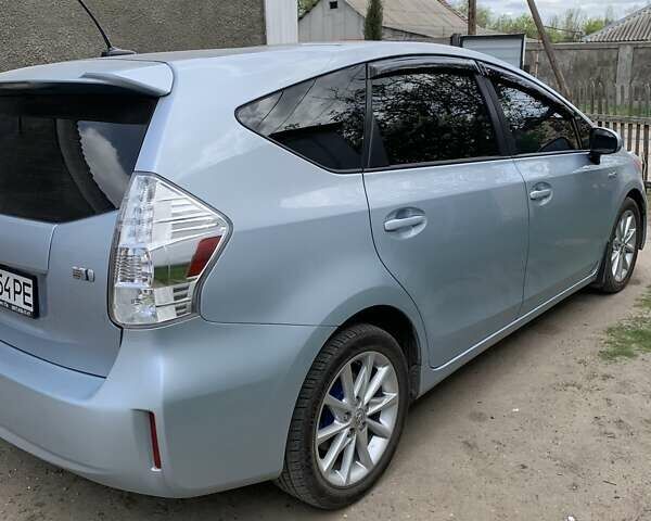 Тойота Prius v, об'ємом двигуна 1.8 л та пробігом 113 тис. км за 14000 $, фото 23 на Automoto.ua