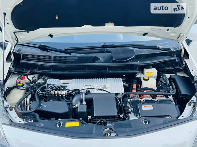 Тойота Prius v, объемом двигателя 1.8 л и пробегом 192 тыс. км за 11800 $, фото 22 на Automoto.ua