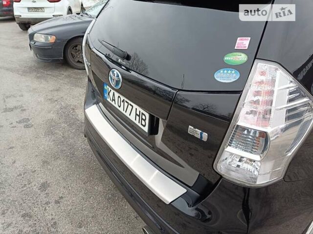 Тойота Prius v, объемом двигателя 1.8 л и пробегом 169 тыс. км за 15400 $, фото 5 на Automoto.ua