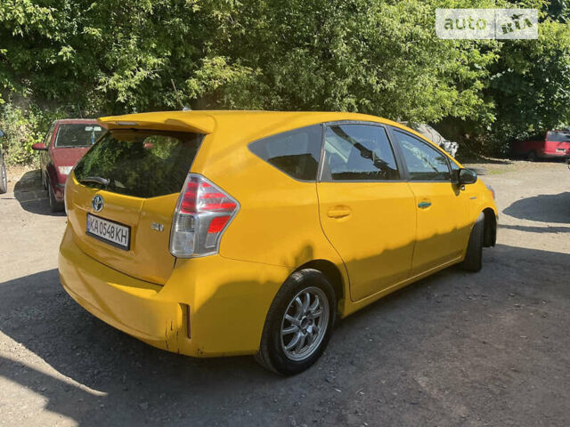 Тойота Prius v, объемом двигателя 1.8 л и пробегом 355 тыс. км за 7800 $, фото 7 на Automoto.ua