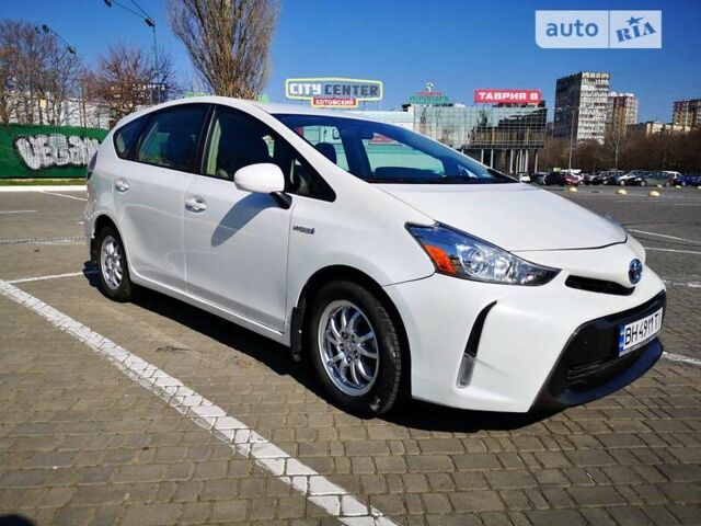 Тойота Prius v, объемом двигателя 1.8 л и пробегом 194 тыс. км за 18200 $, фото 8 на Automoto.ua