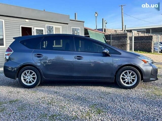 Тойота Prius v, объемом двигателя 0 л и пробегом 250 тыс. км за 13700 $, фото 3 на Automoto.ua