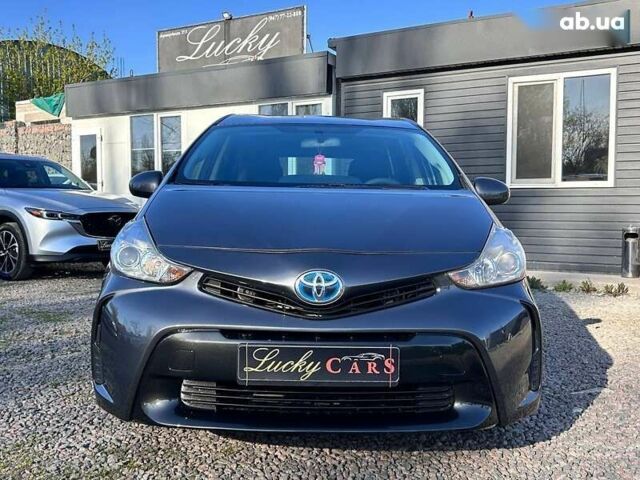 Тойота Prius v, объемом двигателя 0 л и пробегом 250 тыс. км за 13700 $, фото 1 на Automoto.ua