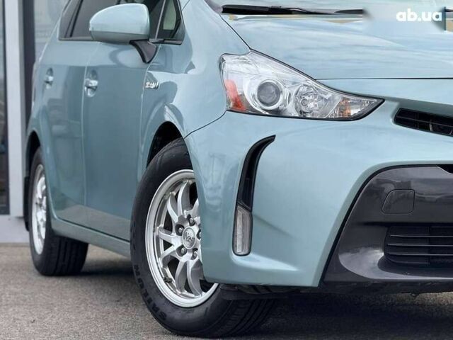 Тойота Prius v, объемом двигателя 0 л и пробегом 113 тыс. км за 15350 $, фото 3 на Automoto.ua