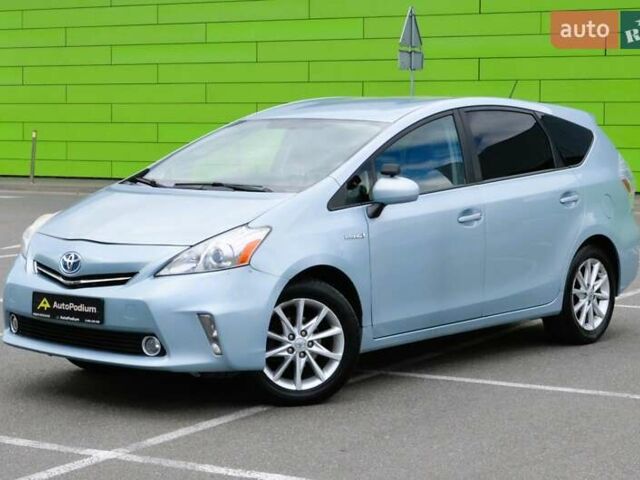 Серый Тойота Prius v, объемом двигателя 1.8 л и пробегом 275 тыс. км за 11500 $, фото 8 на Automoto.ua