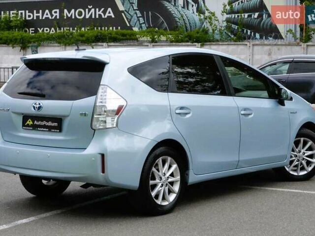 Серый Тойота Prius v, объемом двигателя 1.8 л и пробегом 275 тыс. км за 11500 $, фото 11 на Automoto.ua