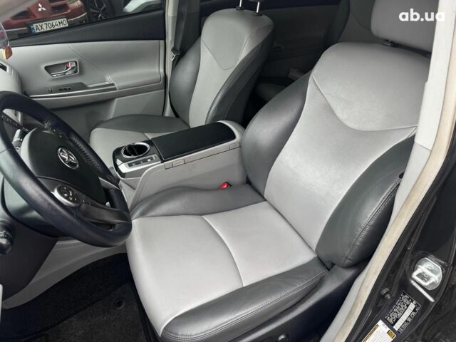 Сірий Тойота Prius v, об'ємом двигуна 1.8 л та пробігом 122 тис. км за 15490 $, фото 20 на Automoto.ua