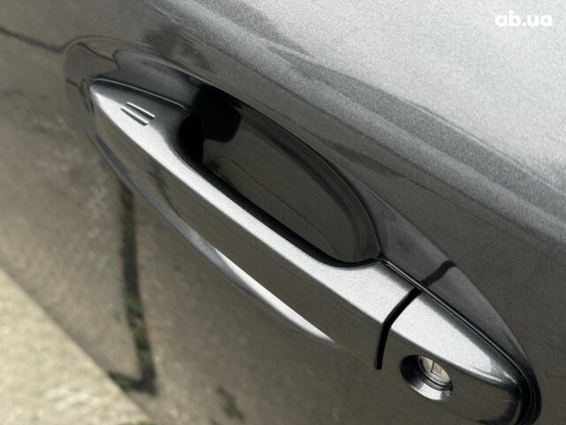 Сірий Тойота Prius v, об'ємом двигуна 1.8 л та пробігом 122 тис. км за 15490 $, фото 8 на Automoto.ua