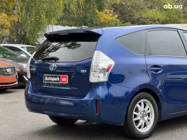 Синий Тойота Prius v, объемом двигателя 1.8 л и пробегом 315 тыс. км за 10290 $, фото 11 на Automoto.ua