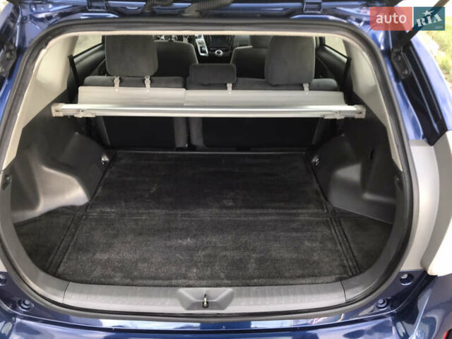 Синий Тойота Prius v, объемом двигателя 1.8 л и пробегом 195 тыс. км за 11950 $, фото 19 на Automoto.ua