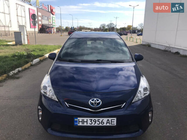 Синий Тойота Prius v, объемом двигателя 1.8 л и пробегом 195 тыс. км за 11950 $, фото 11 на Automoto.ua