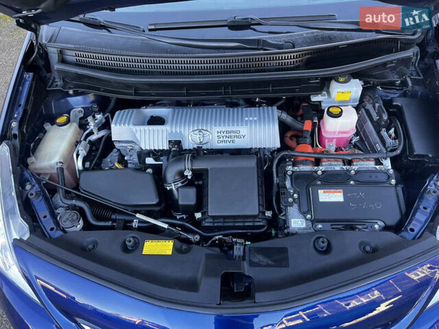 Синий Тойота Prius v, объемом двигателя 1.8 л и пробегом 253 тыс. км за 11499 $, фото 45 на Automoto.ua