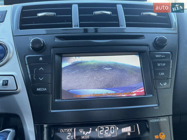 Синий Тойота Prius v, объемом двигателя 1.8 л и пробегом 253 тыс. км за 11499 $, фото 28 на Automoto.ua