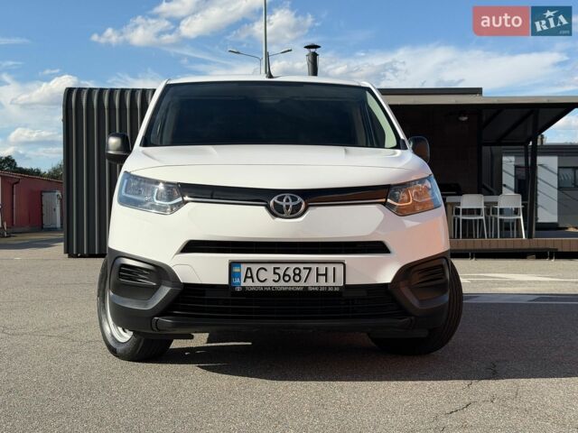 Білий Тойота Proace City, об'ємом двигуна 1.5 л та пробігом 96 тис. км за 15700 $, фото 1 на Automoto.ua